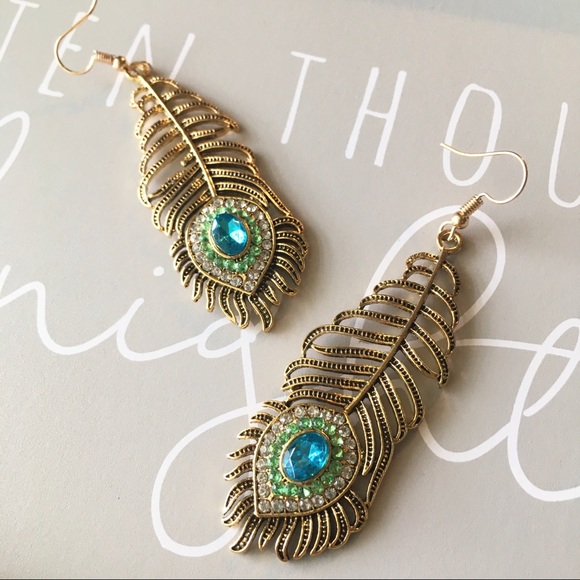 Rhinestone Peacock Eye Feather Boho Gold Earrings - Picture 6 of 11